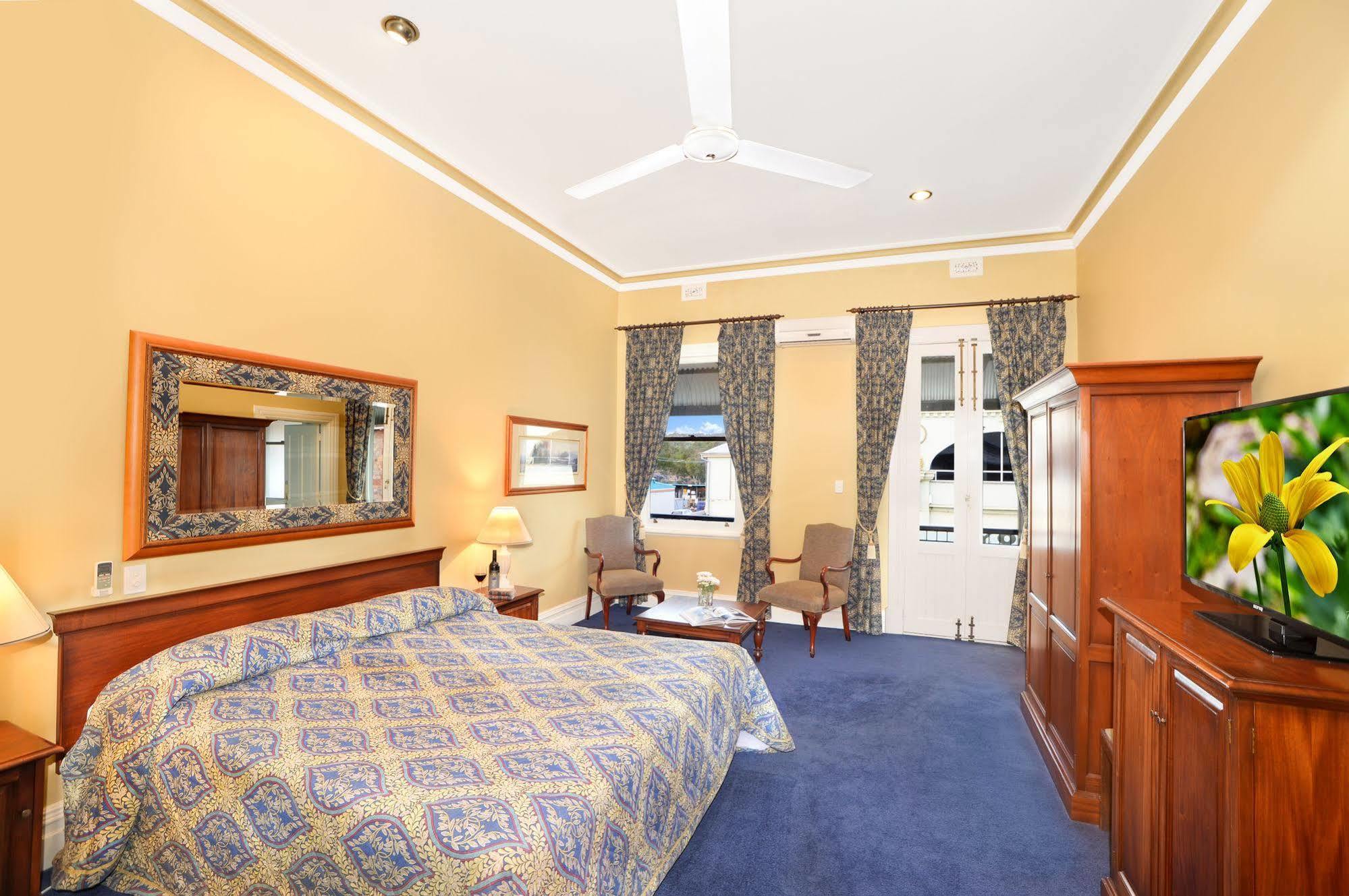 The York Palace Accommodation Exteriör bild