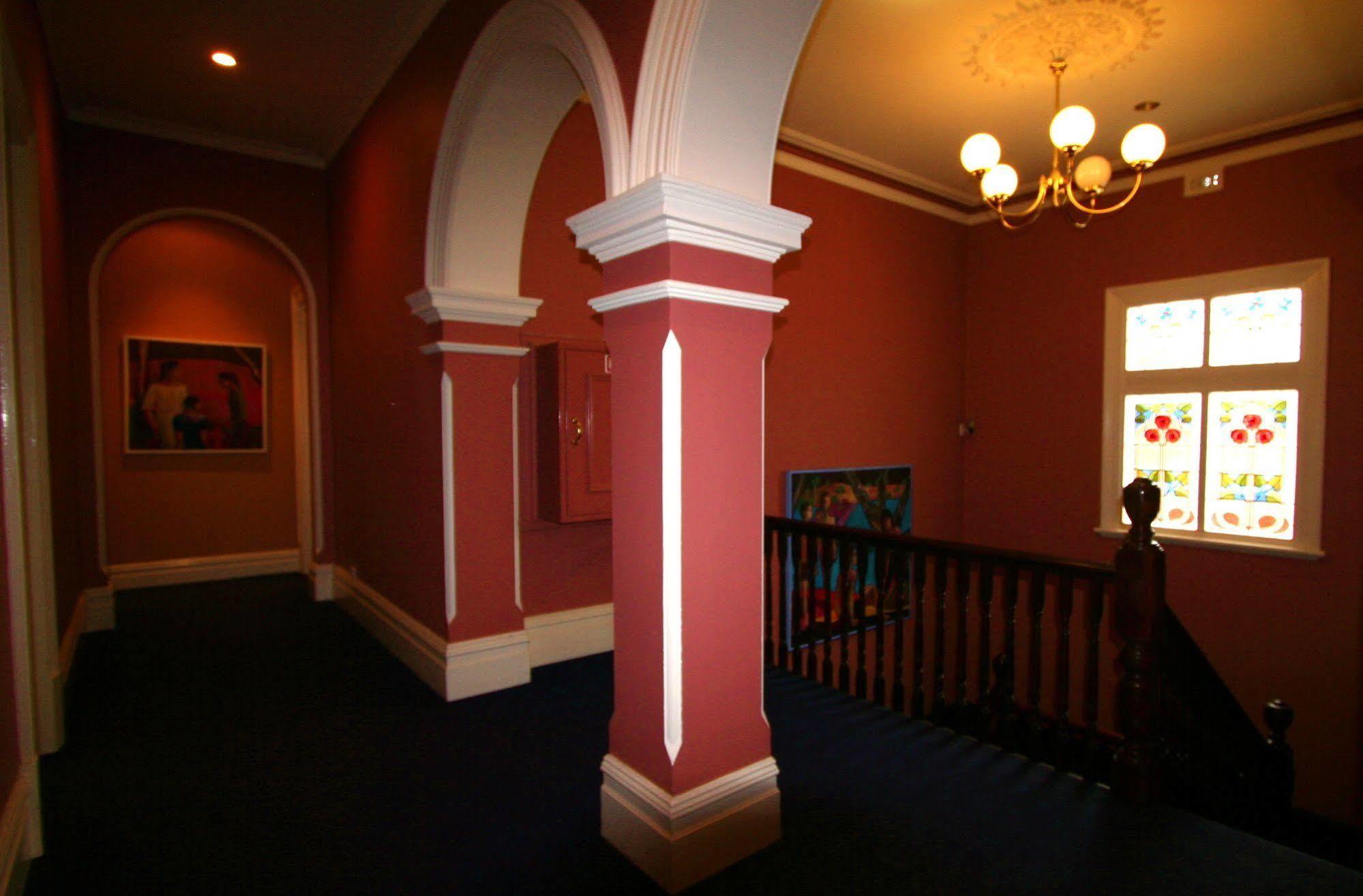 The York Palace Accommodation Exteriör bild